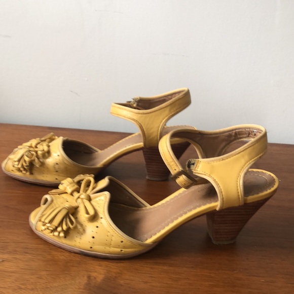 Anthropologie Miss Albright Low Heel with Tassels - Picture 11 of 13